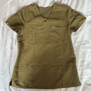 FIGS Martini Olive Catarina - One-Pocket Scrub Top